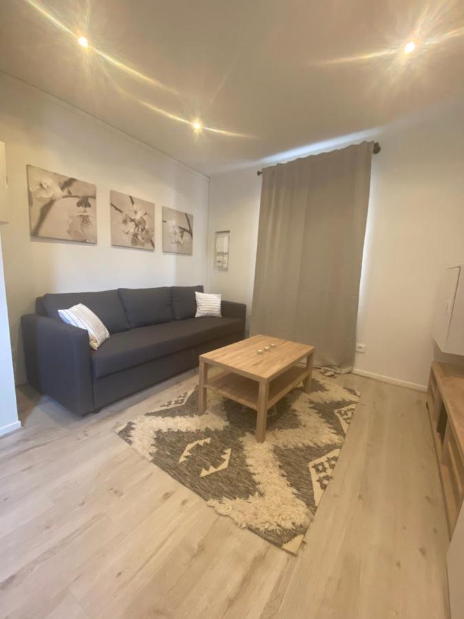 Joli Studio Calme Et Lumineux โรยาต์ ภายนอก รูปภาพ